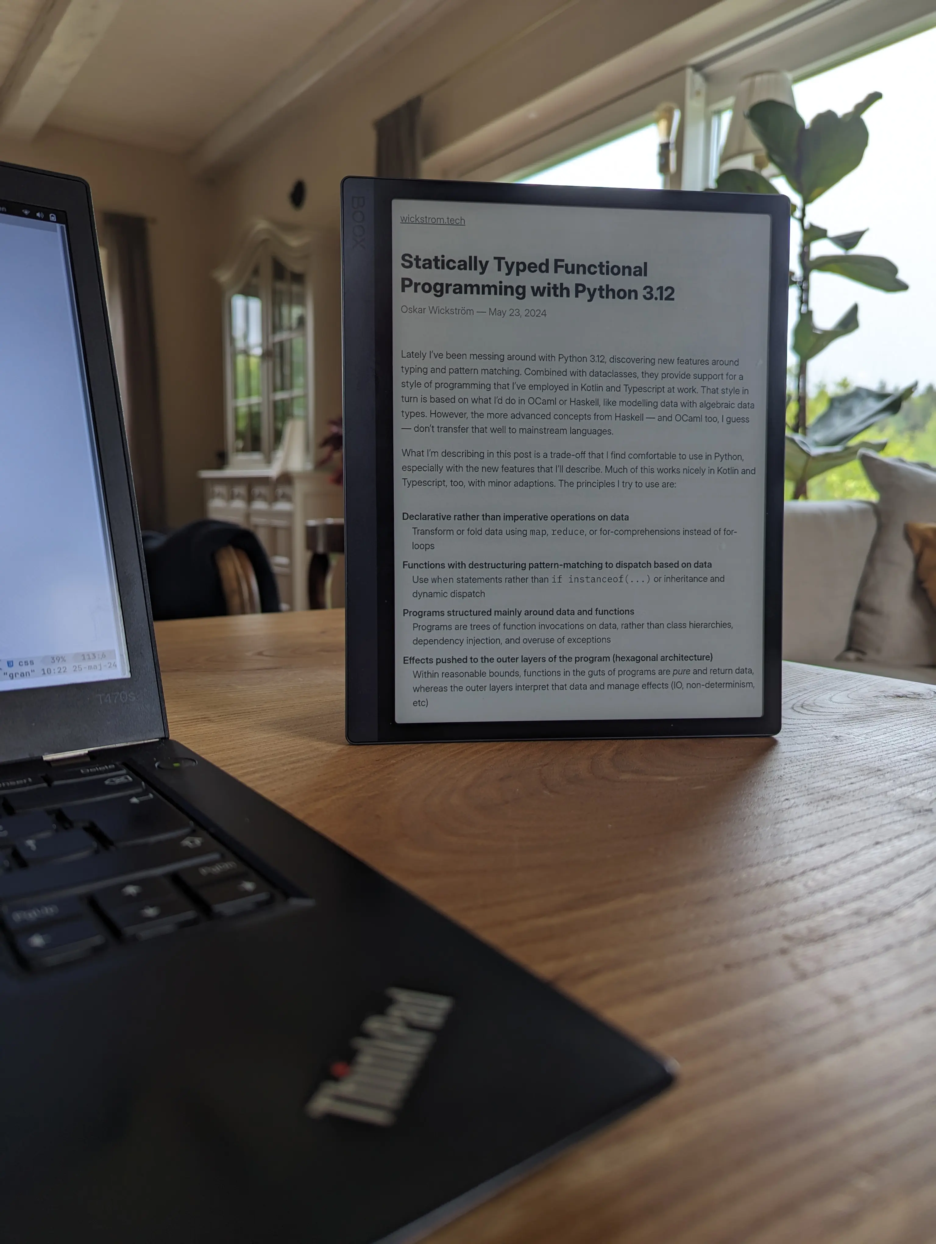 Using the Boox Tab Ultra as a secondary display by browsing the live reload HTTP server.
